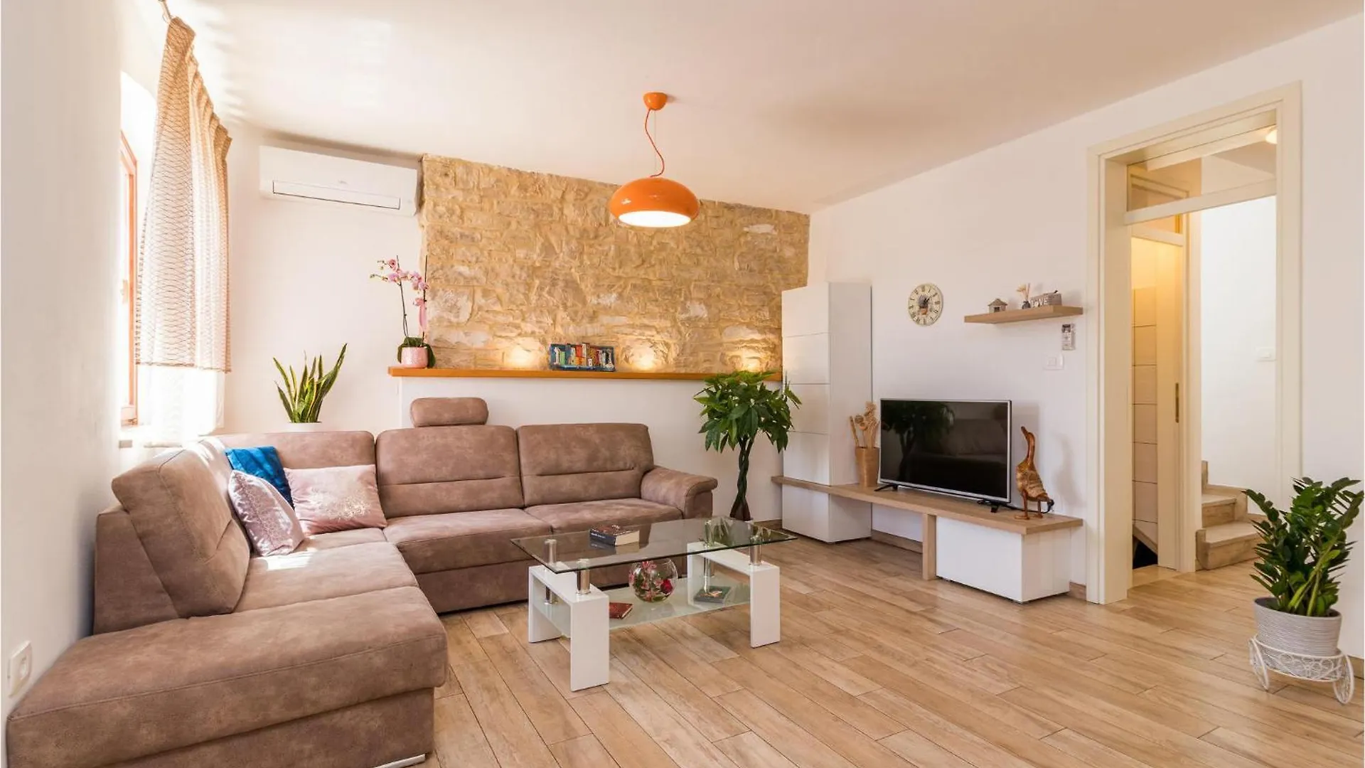 Holiday home Gorgeous Home In Galizana With Kitchen
