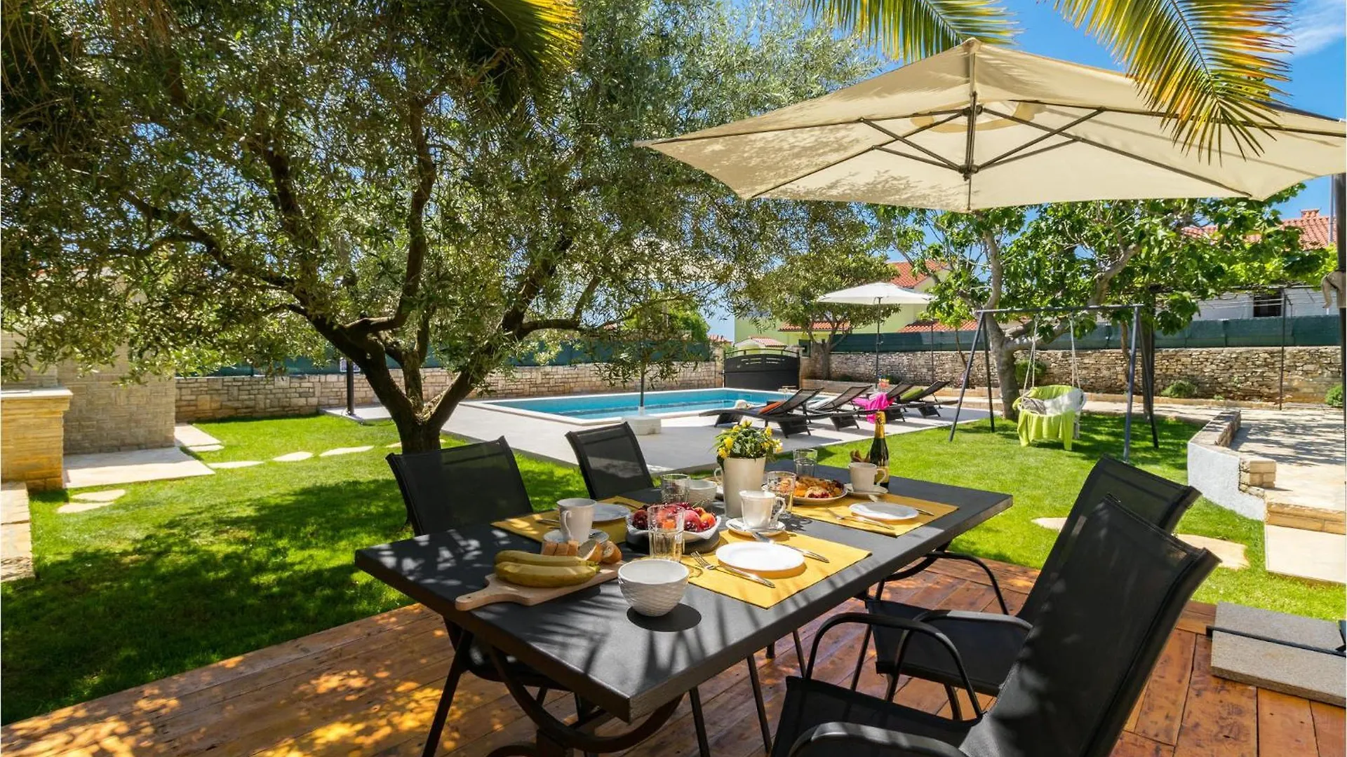 Holiday home Gorgeous Home In Galizana With Kitchen