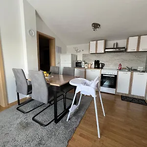 Sea Apartman